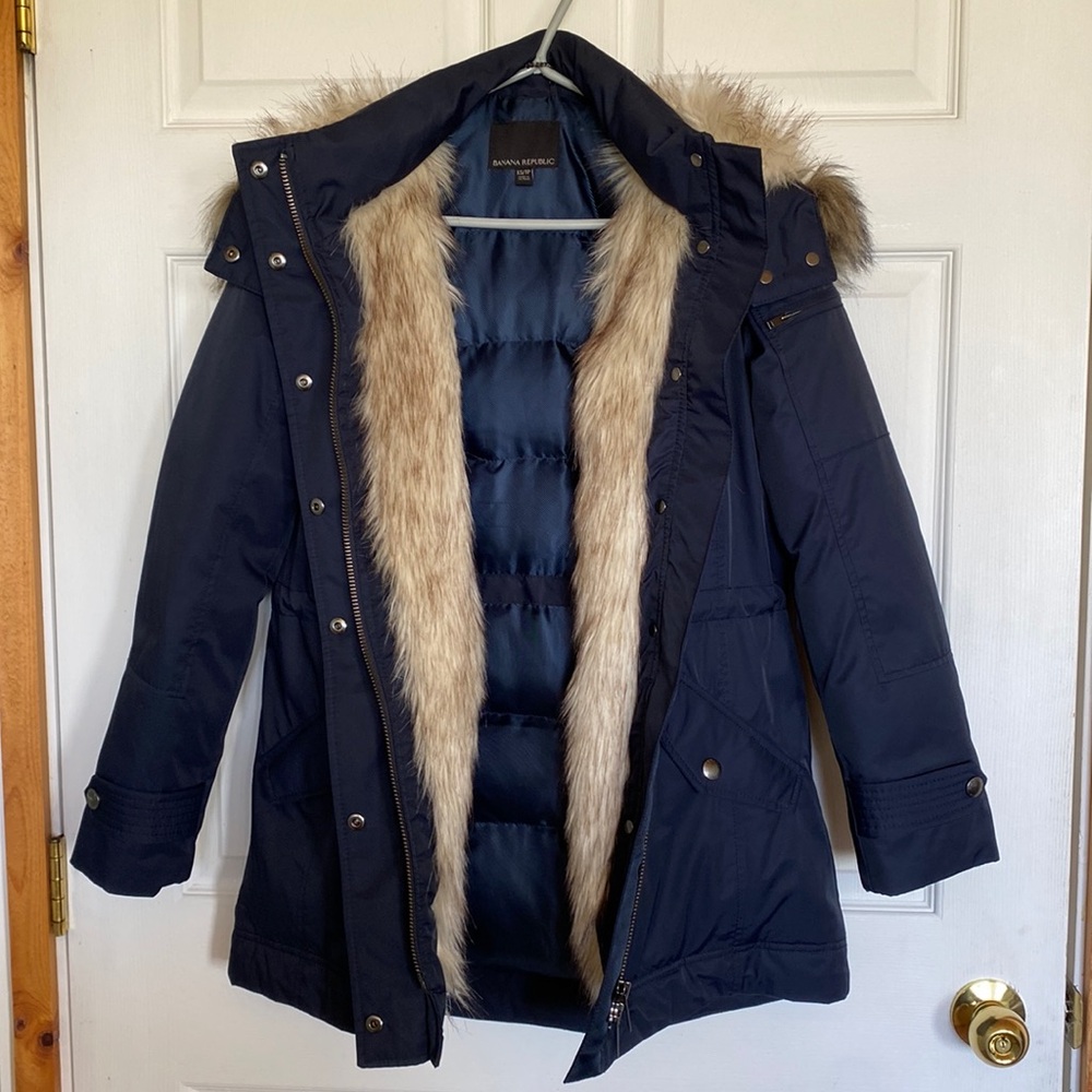 Banana Republic Xs Navy Blue Parka with Faux Fur